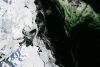 Zielony lód w Morzu Rossa.